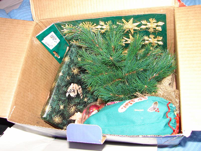 17_12_05b 102.jpg - Zuletzt hat mir meine Mutter noch einen Tannenbaum (!) an Bord geschmuggelt!